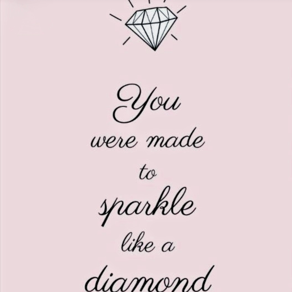 Diamond Supply Co. Sparkling Aray of Diamond, & Mosinite Items For Sale Now!